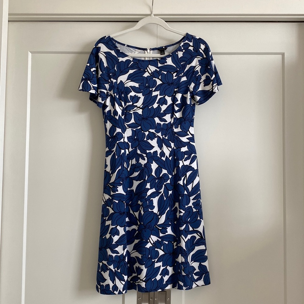 WOMENS ANN TAYLOR Flutter Sleeve Midi Dress